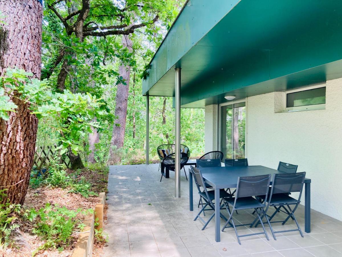 라테스트드뷔크 Le Domaine De La Montagnette 빌라 외부 사진